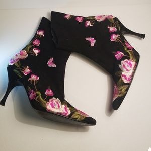 🎉Beverly Feldman boots🎉